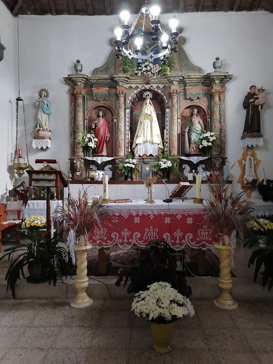 Altar Maior Sta. María de Piño 